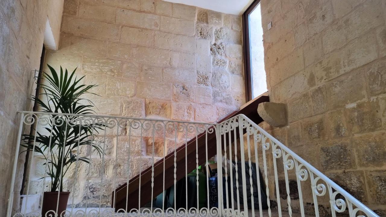 Vallettacharme - 2 Bedrooms Flat In The Heart Of The City Exterior photo